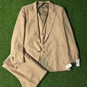 Yves Saint Laurent Beige Men's Suit 3 Piece